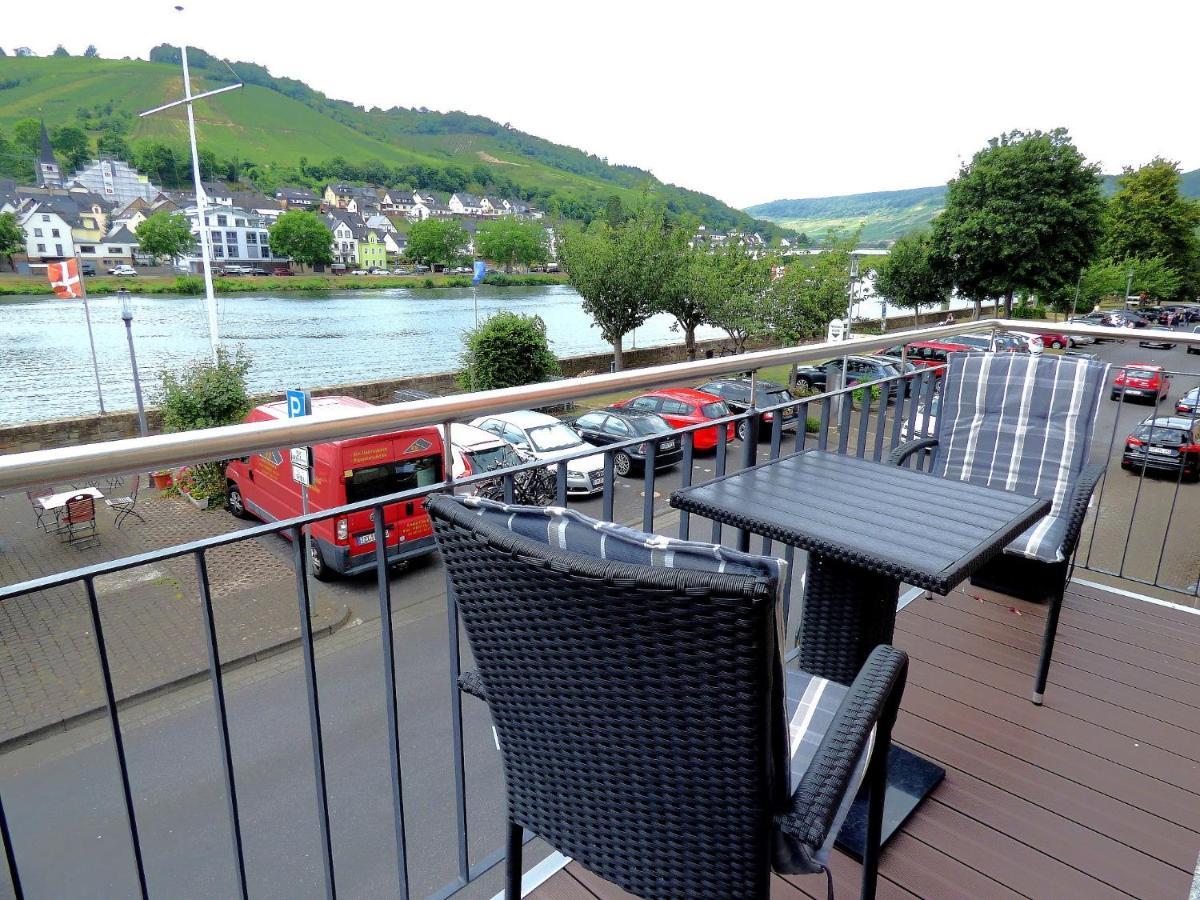 Ferienhaus Moselpromenade Цел ан дер Мозел Екстериор снимка