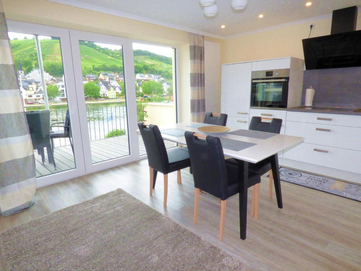 Ferienhaus Moselpromenade Цел ан дер Мозел Екстериор снимка