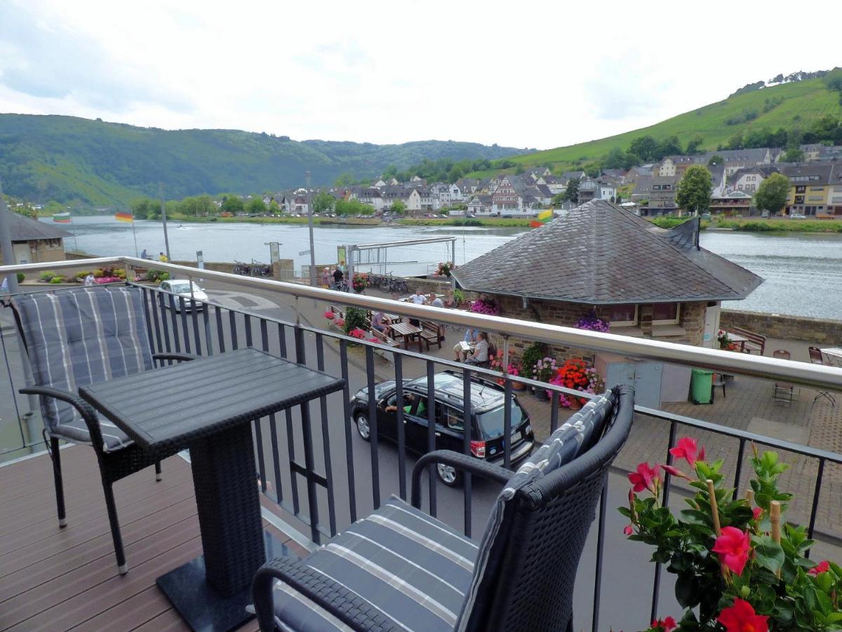 Ferienhaus Moselpromenade Цел ан дер Мозел Екстериор снимка