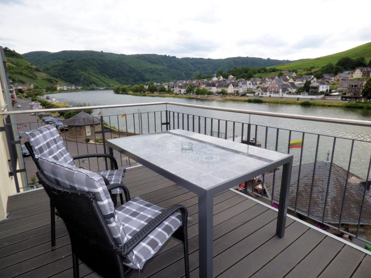Ferienhaus Moselpromenade Цел ан дер Мозел Екстериор снимка
