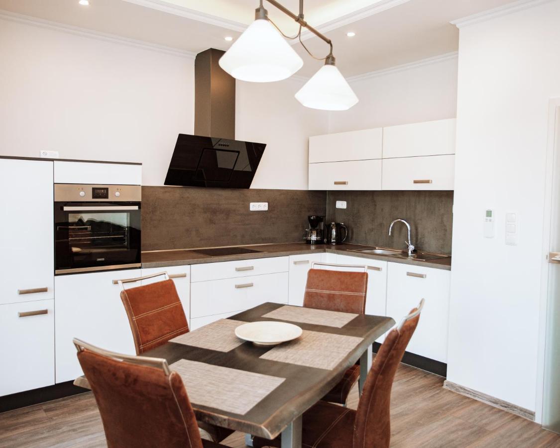 Ferienhaus Moselpromenade Цел ан дер Мозел Екстериор снимка