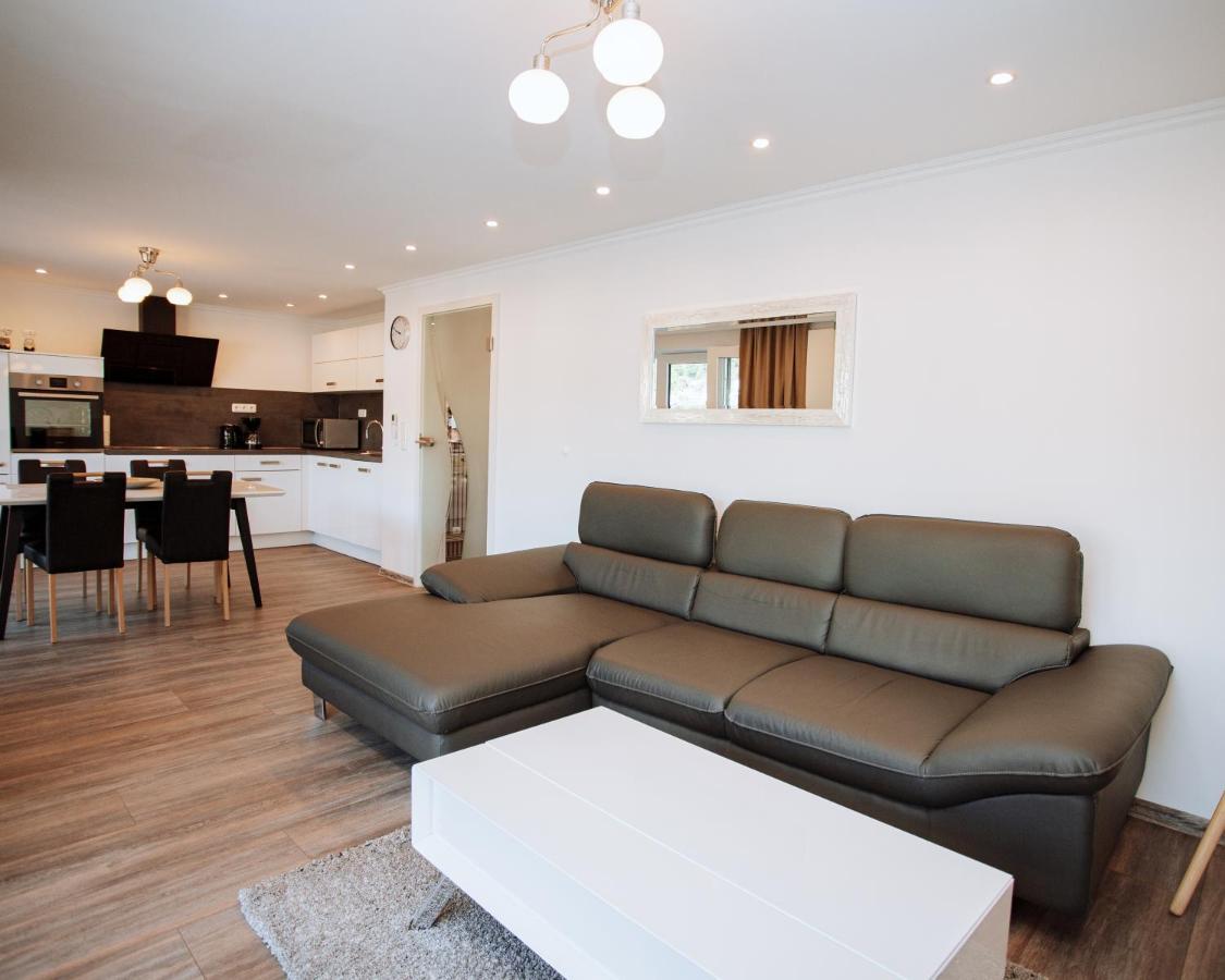 Ferienhaus Moselpromenade Цел ан дер Мозел Екстериор снимка
